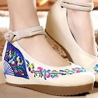 Mid Heel Fan Embroidery Shoes (Beige)