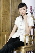 Short-sleeve Embossed Embroidery Mandarin Blouse (White)