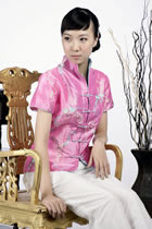 Short-sleeve Embossed Embroidery Mandarin Blouse (Pink)