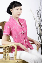 Short-sleeve Floral Embroidery Mandarin Blouse (Fuchsia)