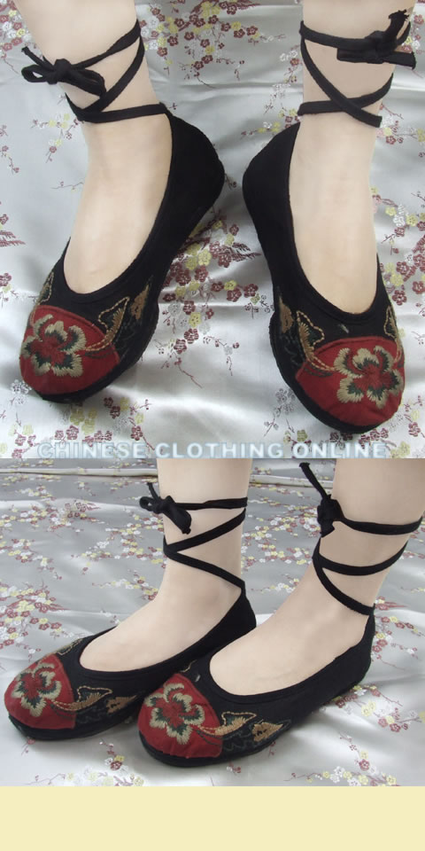 Embroidery Shoes w/ Lace
