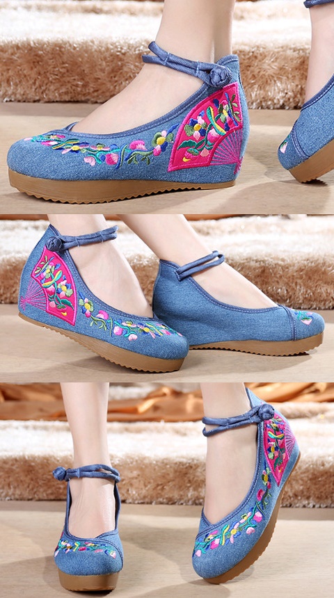 Mid Heel Fan Embroidery Shoes (Blue)