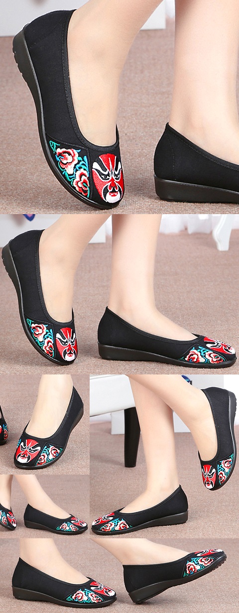Low Heel Opera Mask Embroidery Shoes (Black)