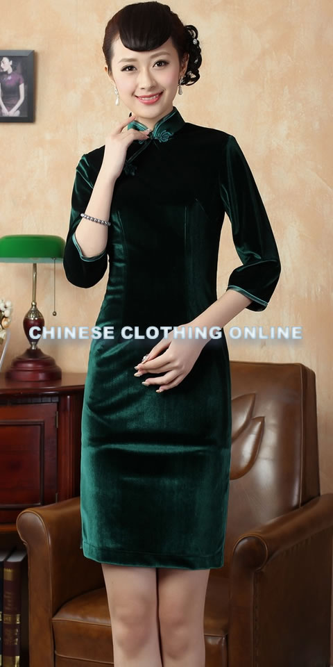 Elbow-sleeve Short-length Velvet Cheongsam (RM)