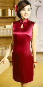 Sleeveless Mid-length Cheongsam (CM)