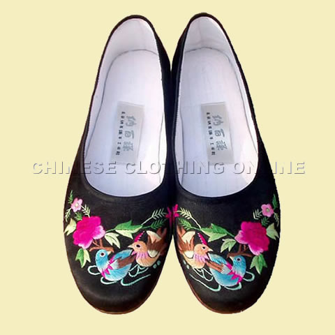 Silk Embroidery Shoes - Hand Embroidery Pattern (Black)